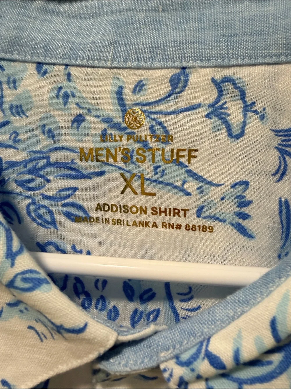 Lilly Pulitzer Men's White Shirt with Blue Floral Animal Print - Picture 2 of 5